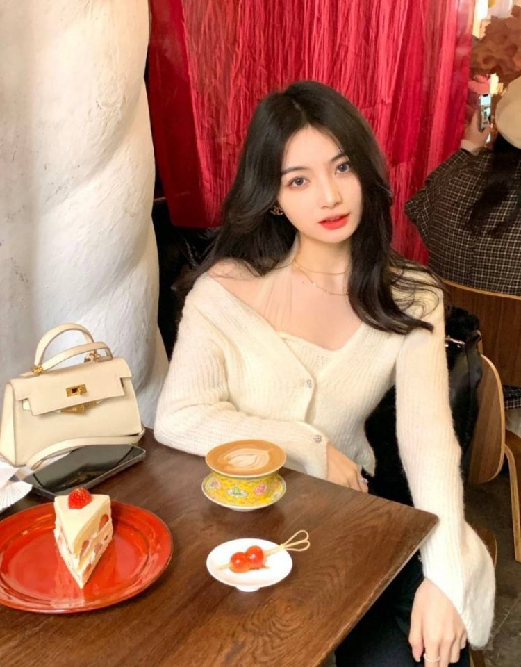双飞儿媳妇和她闺蜜免费阅读,免费电影在线观看